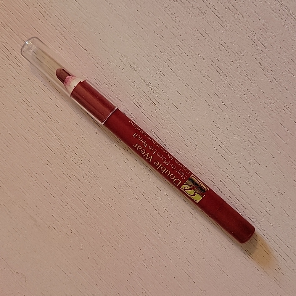 Estee Lauder double wear stay in place lip pencil crayon red 07 NWT